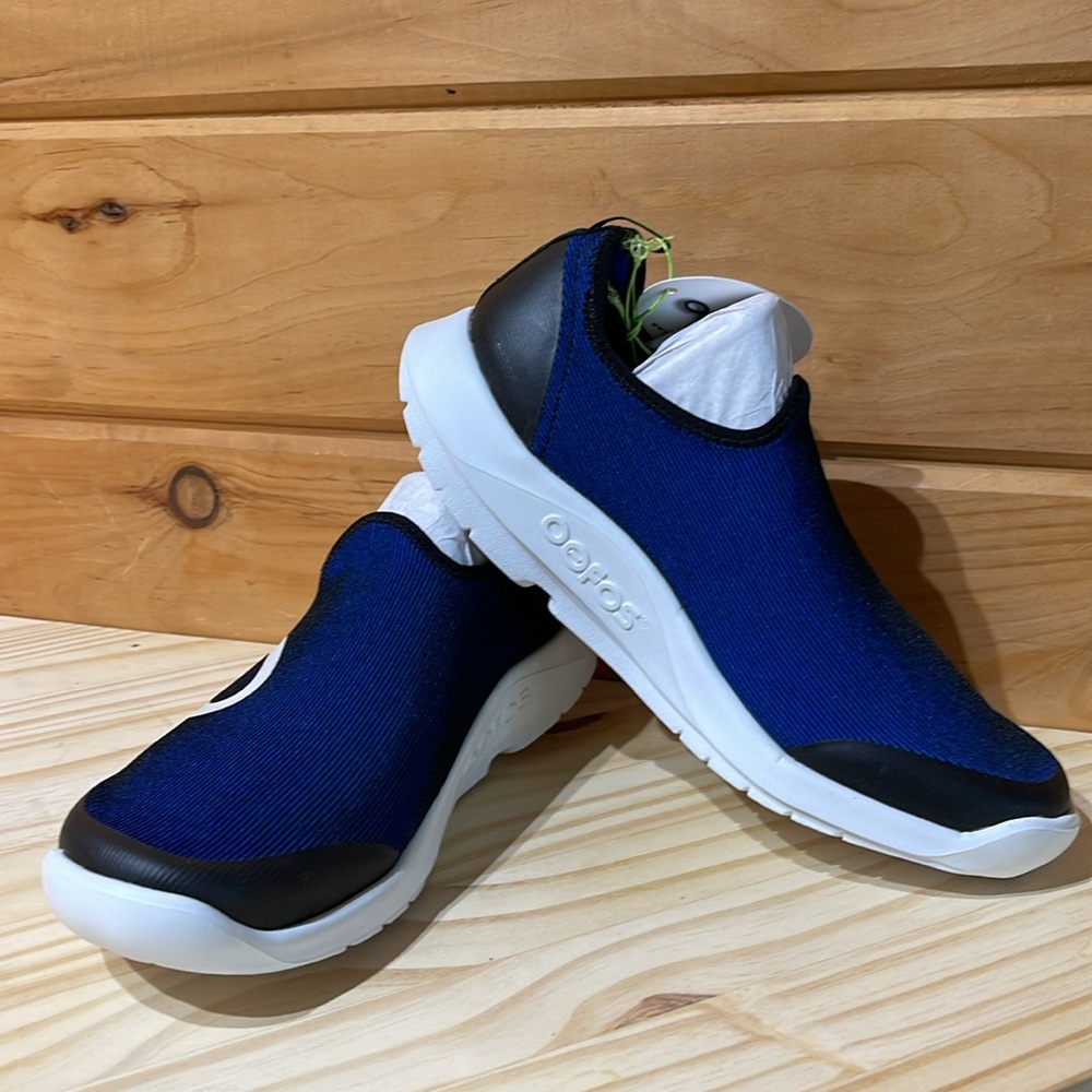 NWT- OOFOS OOMG SPORT LOW SHOE - NAVY Men’s 8 EU 41 - Picture 3 of 10